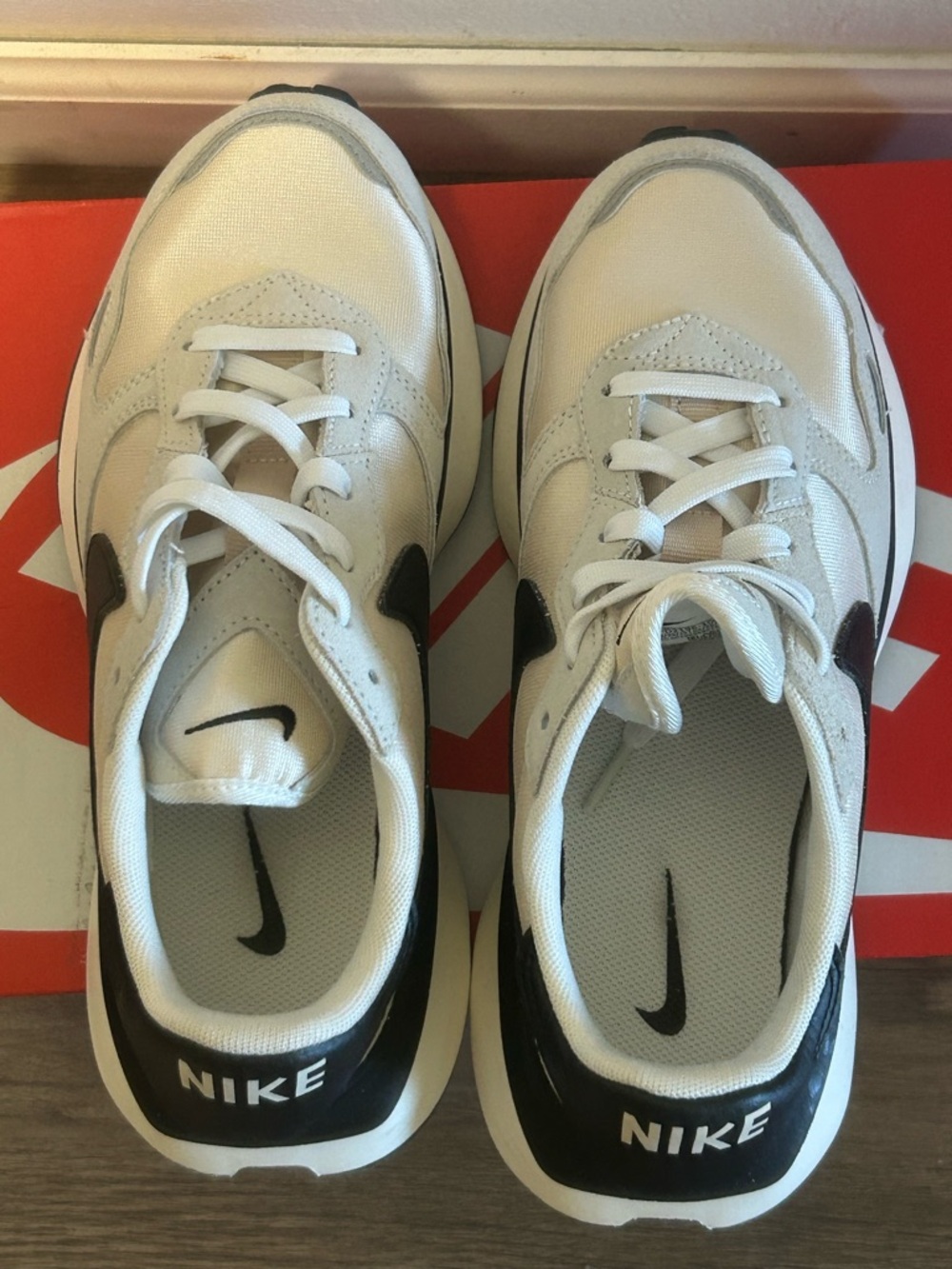 Nike Women’s Phoenix Waffle Sneakers - Picture 4 of 6